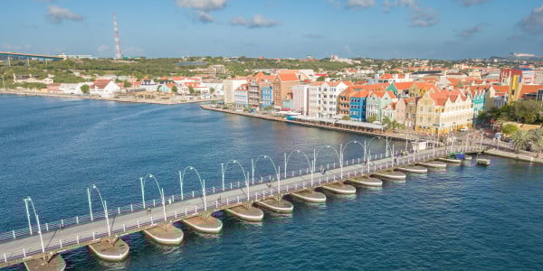 Flights to Curaçao 